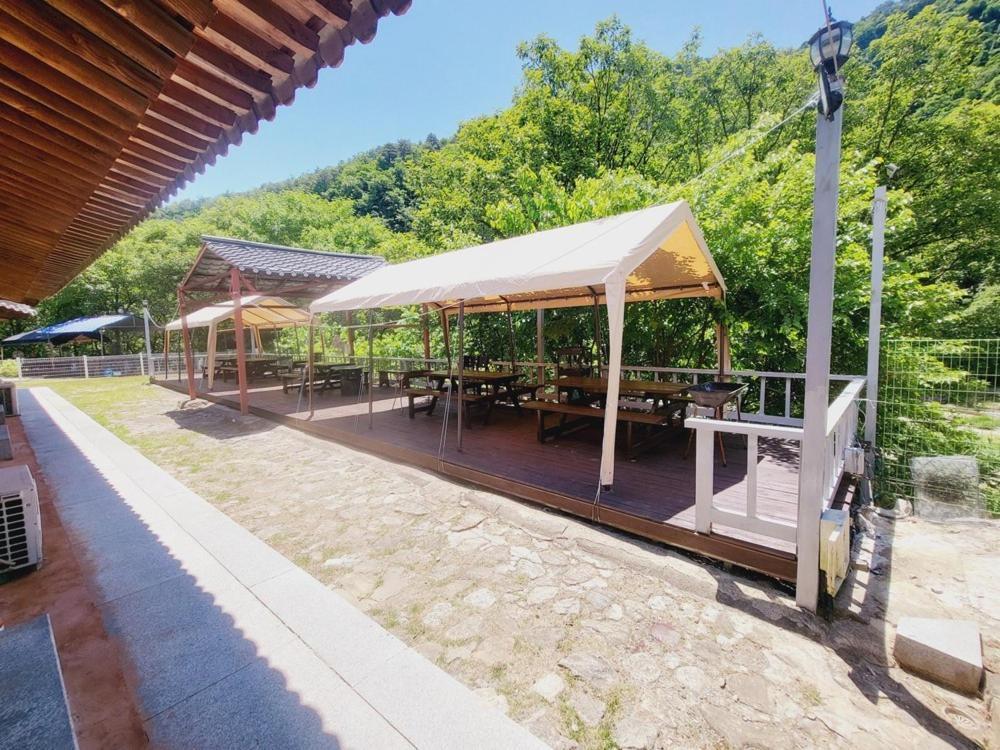 Yeongwol Hwanggung Hanok Pension 외부 사진